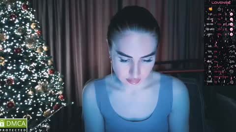 amara campbell online show from December 25, 6:41 am