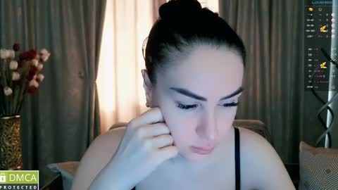 Snapshot of amara_campbell chatting on April 8, 3:17 am amara campbell online show from April 8, 3:17 am