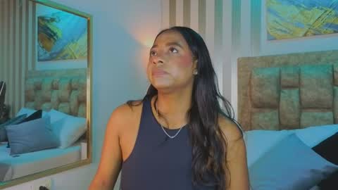Snapshot of amara_queen_ chatting on May 26, 12:01 pm Amara online show from May 26, 12:01 pm