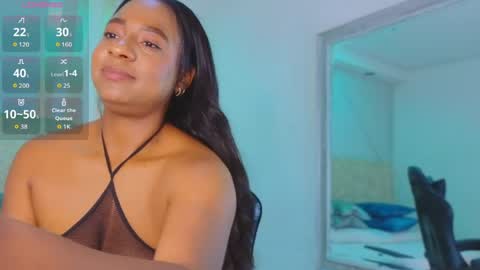 Snapshot of amara_queen_ chatting on June 5, 1:17 pm Amara online show from June 5, 1:17 pm