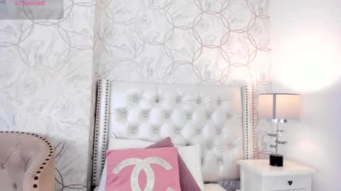 amara_rousse online show from February 6, 11:35 am