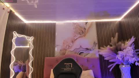 Snapshot of amara_tay chatting on June 2, 7:49 pm Amara tay online show from June 2, 7:49 pm