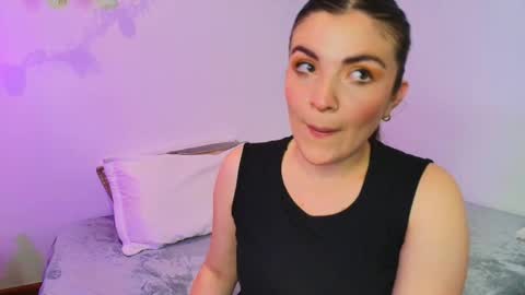 Amara Vega  online show from December 14, 9:14 am