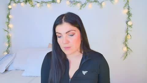 Amara Vega  online show from May 1, 6:01 pm