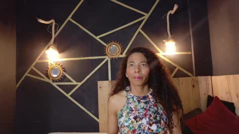 Snapshot of amara_vex chatting on May 27, 12:35 pm amara_vex online show from May 27, 12:35 pm
