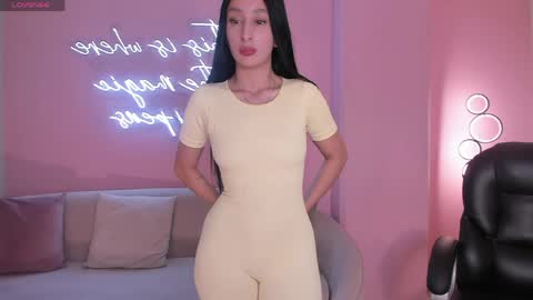 Amara Di online show from May 17, 11:23 pm