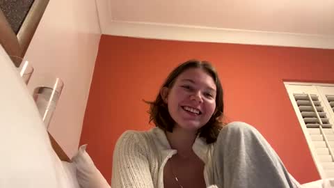 Snapshot of amaraelise chatting on January 15, 2:06 am Amara Elise online show from January 15, 2:06 am