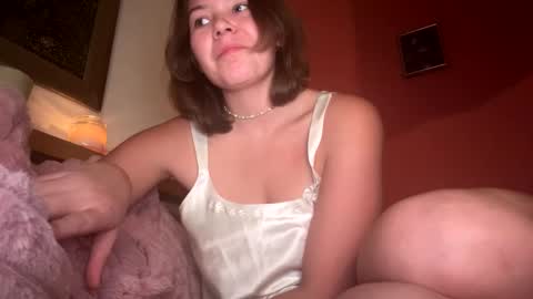 Snapshot of amaraelise chatting on February 17, 9:08 pm Amara Elise online show from February 17, 9:08 pm