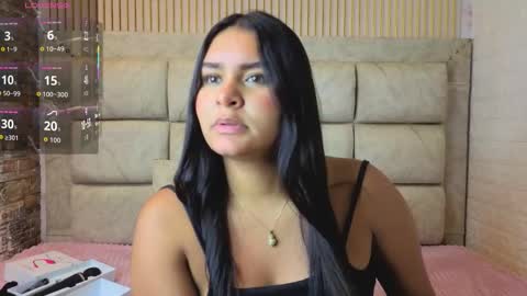 amarahanks_ online show from January 5, 7:17 pm