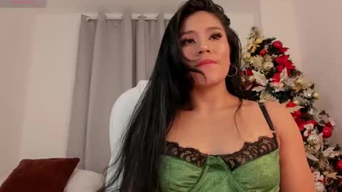 Snapshot of amaraht_ chatting on December 26, 6:30 am Amara online show from December 26, 6:30 am