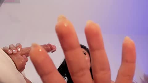 Snapshot of amaraht_ chatting on February 23, 10:31 pm Amara online show from February 23, 10:31 pm