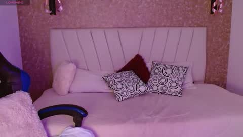 amaranta_carey online show from October 31, 1:17 am