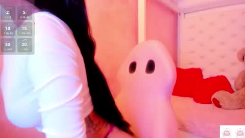 Snapshot of amarantha_milk2 chatting on December 16, 11:48 am amarantha online show from December 16, 11:48 am