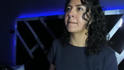 Emily online show from November 6, 11:33 am