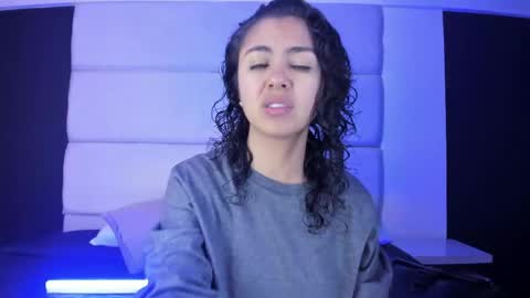 Emily online show from June 2, 11:01 am