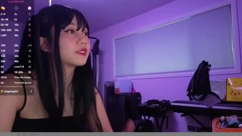 leash online show from March 18, 1:53 am