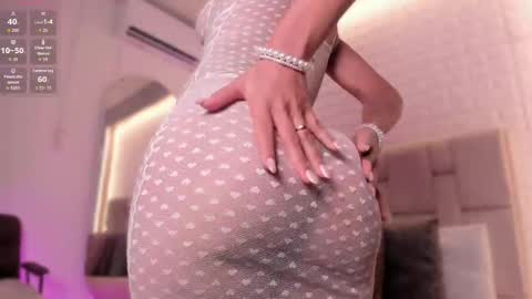 Snapshot of amatiista_12 chatting on May 22, 12:44 pm A M A T I S T A online show from May 22, 12:44 pm