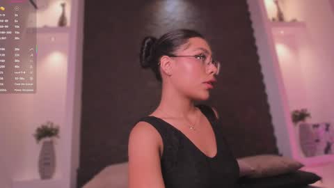 Snapshot of amatiista_12 chatting on June 6, 12:43 pm A M A T I S T A online show from June 6, 12:43 pm