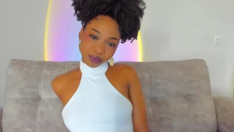 Snapshot of amatiistur chatting on February 22, 5:02 pm Tammy online show from February 22, 5:02 pm