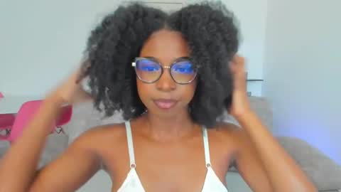 Snapshot of amatiistur chatting on September 30, 5:29 pm Tammy online show from September 30, 5:29 pm