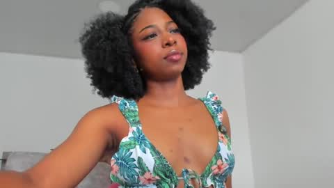 Snapshot of amatiistur chatting on June 2, 3:58 pm Tammy online show from June 2, 3:58 pm