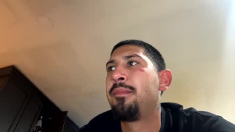 Snapshot of amature59 chatting on March 8, 1:28 am Jamesy online show from March 8, 1:28 am