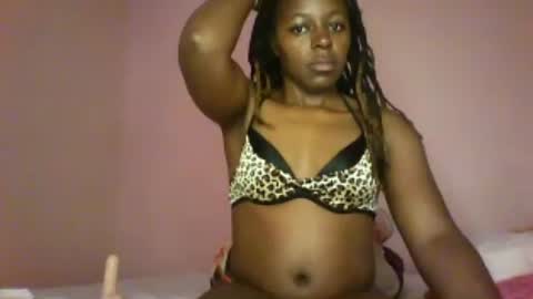 Snapshot of amaya87 chatting on June 13, 9:40 am Amaya87 online show from June 13, 9:40 am