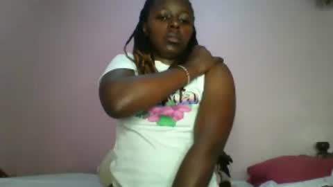 Snapshot of amaya87 chatting on June 19, 3:33 am Amaya87 online show from June 19, 3:33 am