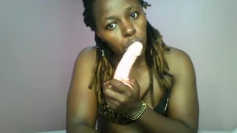 Snapshot of amaya87 chatting on July 22, 4:48 am Amaya87 online show from July 22, 4:48 am