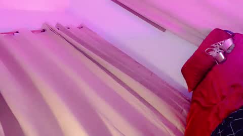 Amaya online show from October 31, 8:54 pm