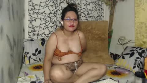 Snapshot of amazing_angel22 chatting on March 3, 11:35 pm amazing angel online show from March 3, 11:35 pm