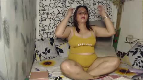 Snapshot of amazing_angel22 chatting on March 10, 4:35 pm amazing angel online show from March 10, 4:35 pm