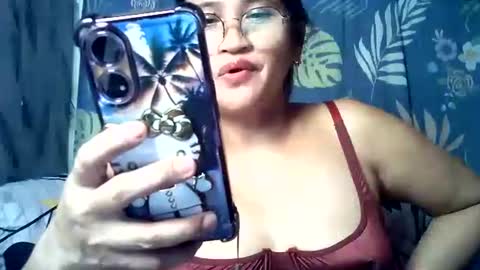 Snapshot of amazing_angel22 chatting on October 10, 7:18 am amazing angel online show from October 10, 7:18 am