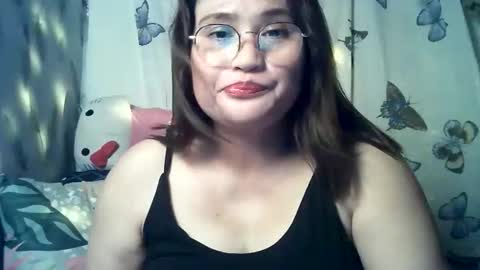 Snapshot of amazing_angel22 chatting on March 30, 3:02 pm amazing angel online show from March 30, 3:02 pm