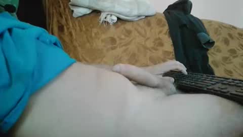 Snapshot of amazingcuteboy845 chatting on October 16, 1:01 pm amazingcuteboy845 online show from October 16, 1:01 pm