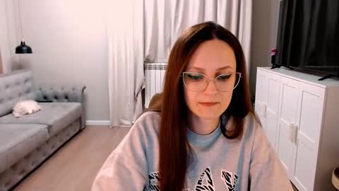 Snapshot of amazingeyes89 chatting on January 15, 2:24 pm Izza online show from January 15, 2:24 pm