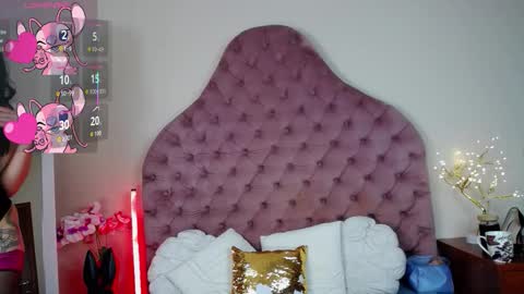 Amazon online show from November 7, 7:36 pm