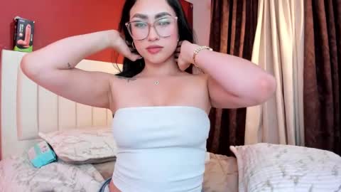 Sara  online show from September 24, 1:53 am