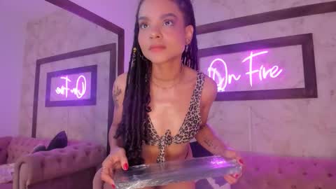 Ambar online show from October 27, 7:51 pm