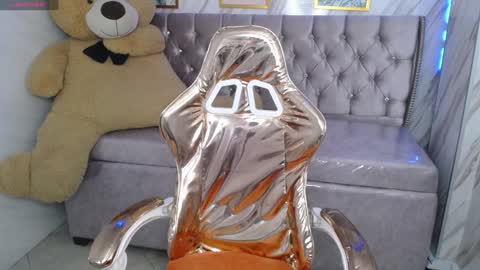 LIVE 0730AM-0200PM online show from January 9, 12:52 pm