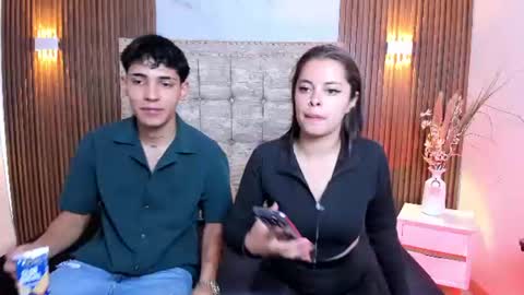 Snapshot of ambar_a_camilo chatting on July 14, 12:44 pm Ambar and Camilo online show from July 14, 12:44 pm