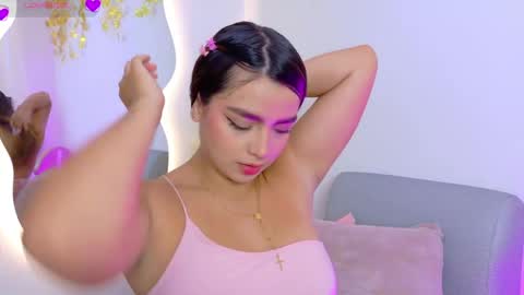 Snapshot of ambar_carterr chatting on May 23, 6:56 pm Ambar online show from May 23, 6:56 pm