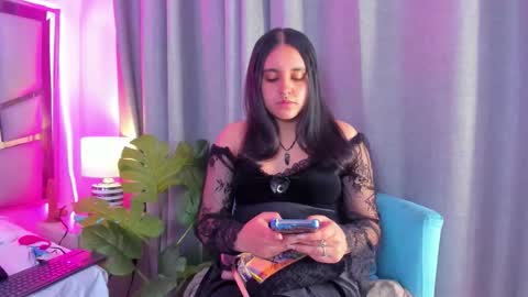   online show from March 12, 7:20 pm