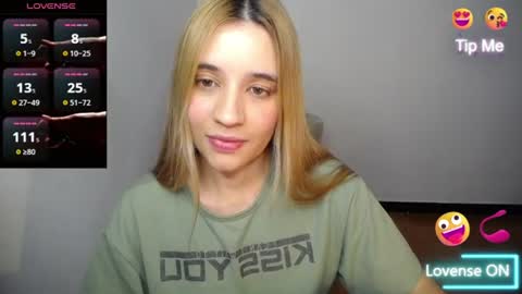 Snapshot of ambar_lynn chatting on July 3, 7:42 pm mbar online show from July 3, 7:42 pm