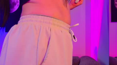 Snapshot of ambar_midnigth chatting on June 26, 3:11 am ambar_midnigth online show from June 26, 3:11 am