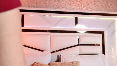 Julieta  online show from October 10, 11:42 am