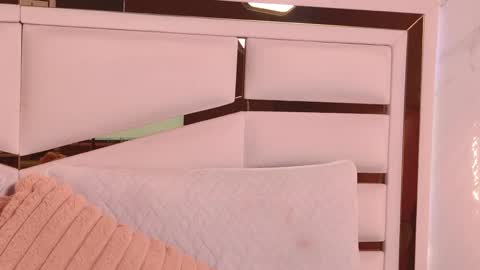 Julieta  online show from October 15, 11:32 am