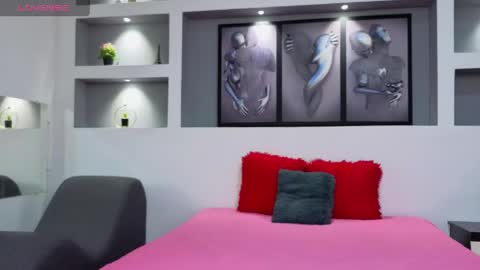 Ambar  online show from April 25, 11:35 am