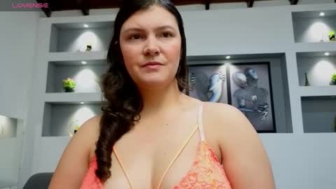 Snapshot of ambar_sex10 chatting on May 9, 11:26 am Ambar online show from May 9, 11:26 am