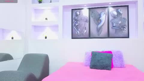Snapshot of ambar_sex10 chatting on June 19, 11:47 am Ambar online show from June 19, 11:47 am